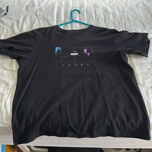 Uniqlo x Yoasobi Shirt